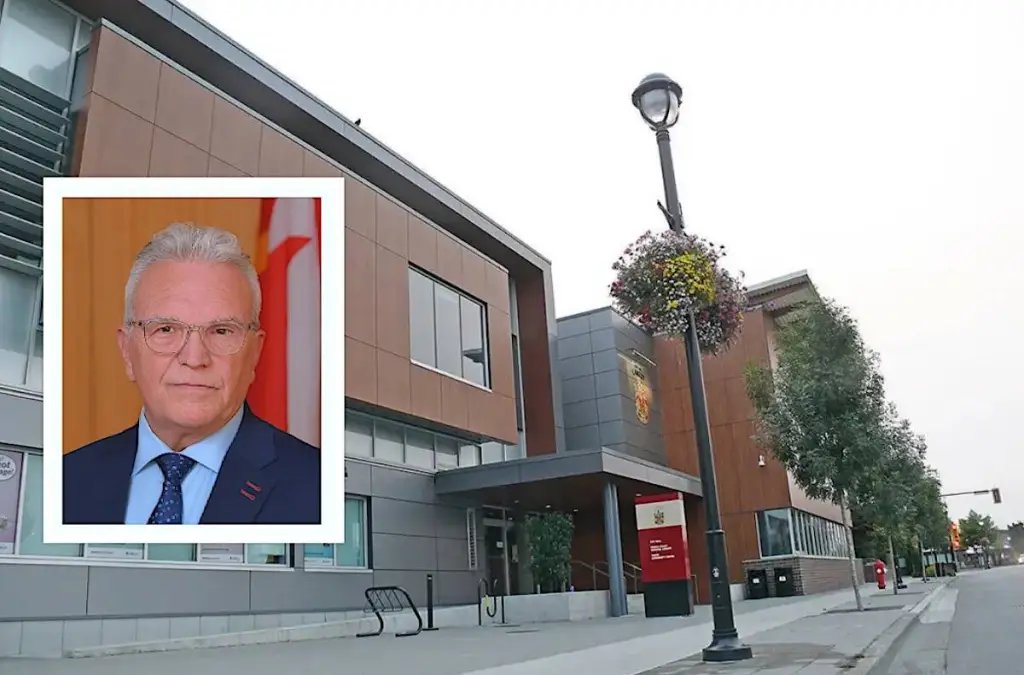 VIDEO: Langley City Aims to Regulate Sidewalk Use by Allowing E-Scooters and Wheelchairs on Roadways